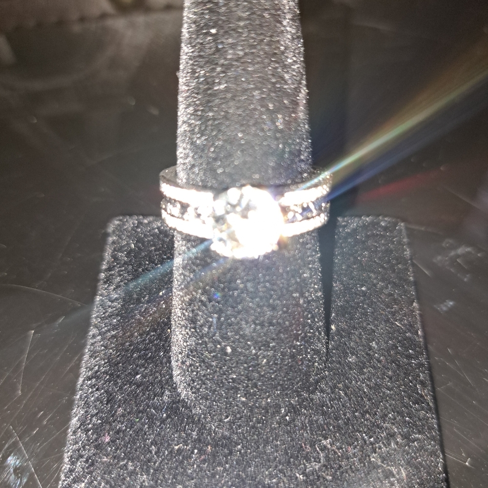 NEW RING BOMB RING SIZE 8 - Picture 2 of 6